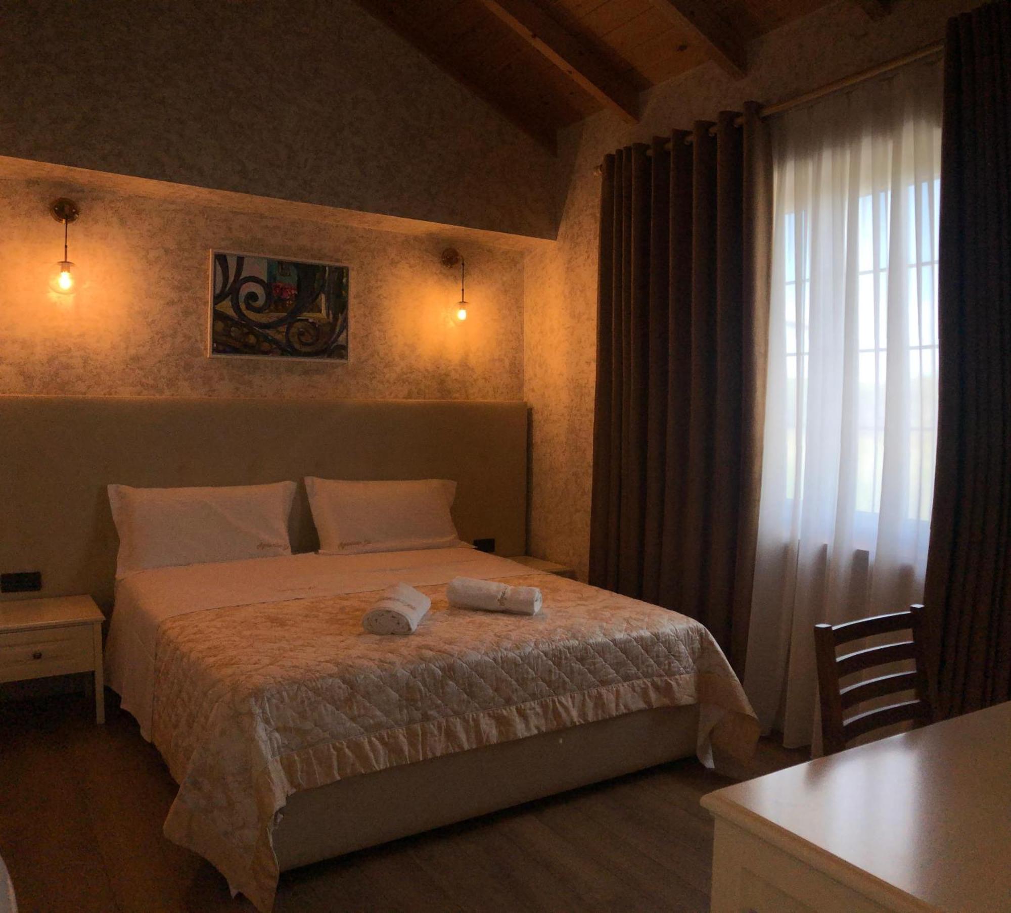 Agroturizem Eldi Hotel Fier Exterior foto