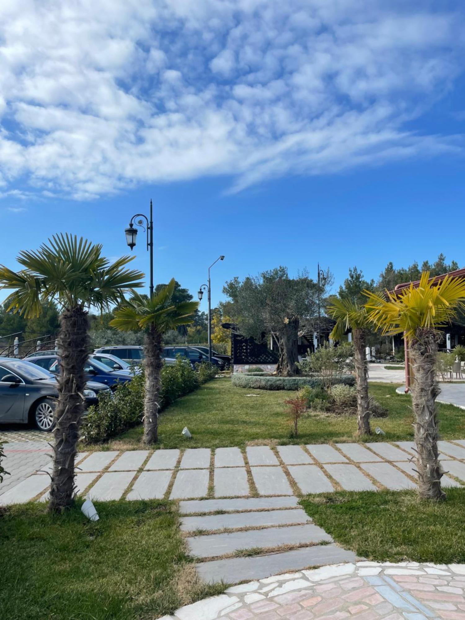 Agroturizem Eldi Hotel Fier Exterior foto