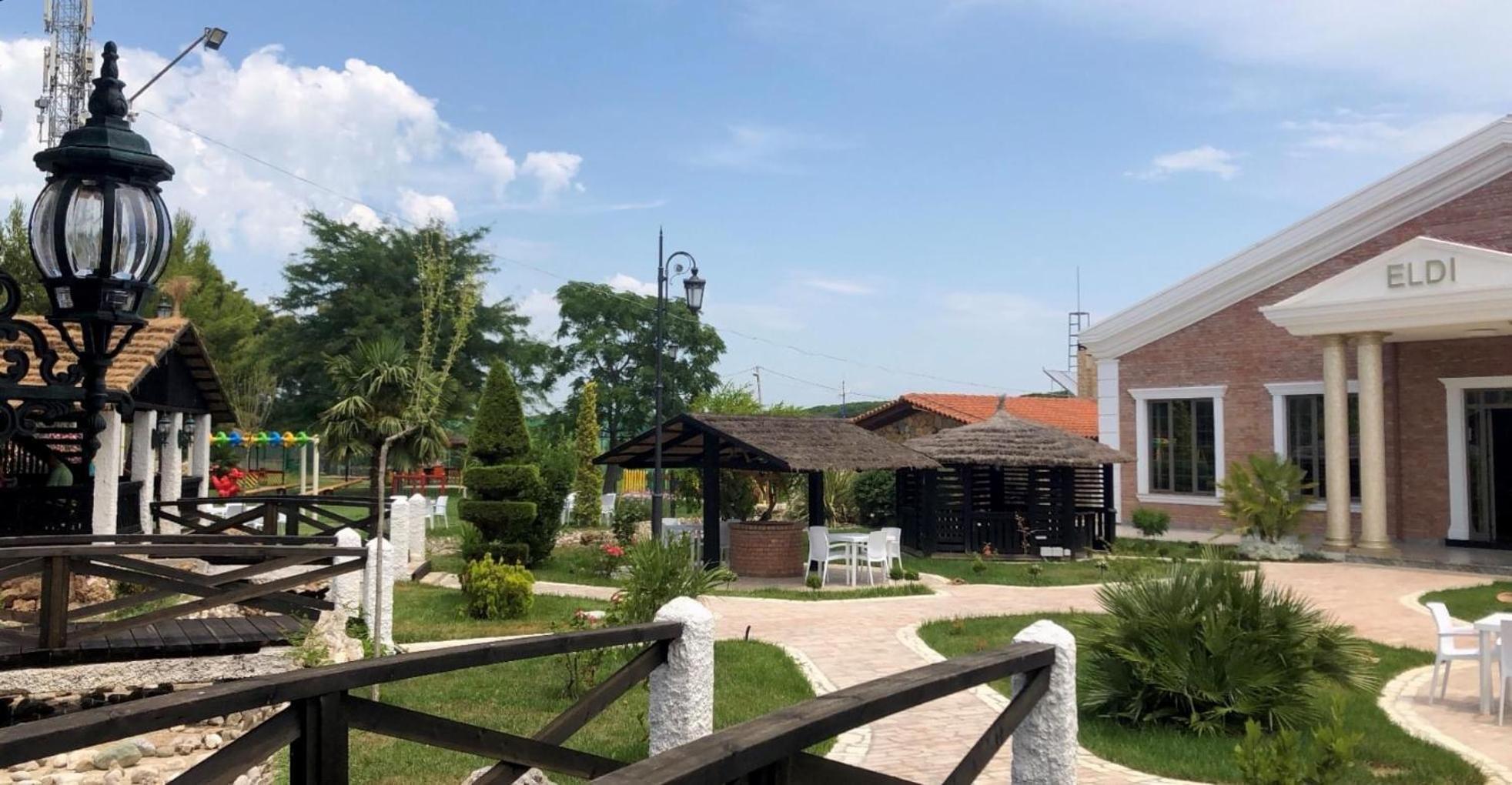Agroturizem Eldi Hotel Fier Exterior foto