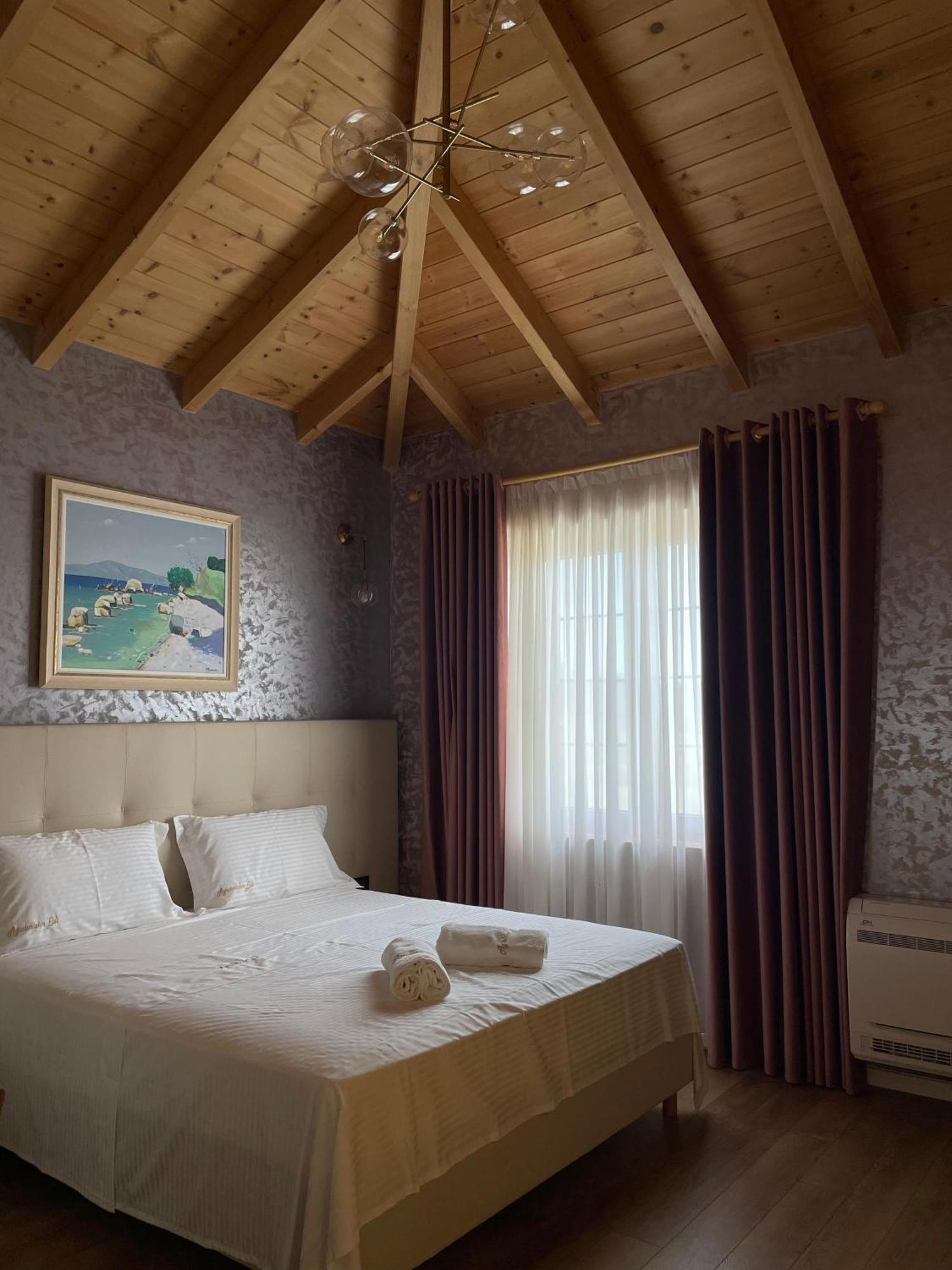Agroturizem Eldi Hotel Fier Exterior foto