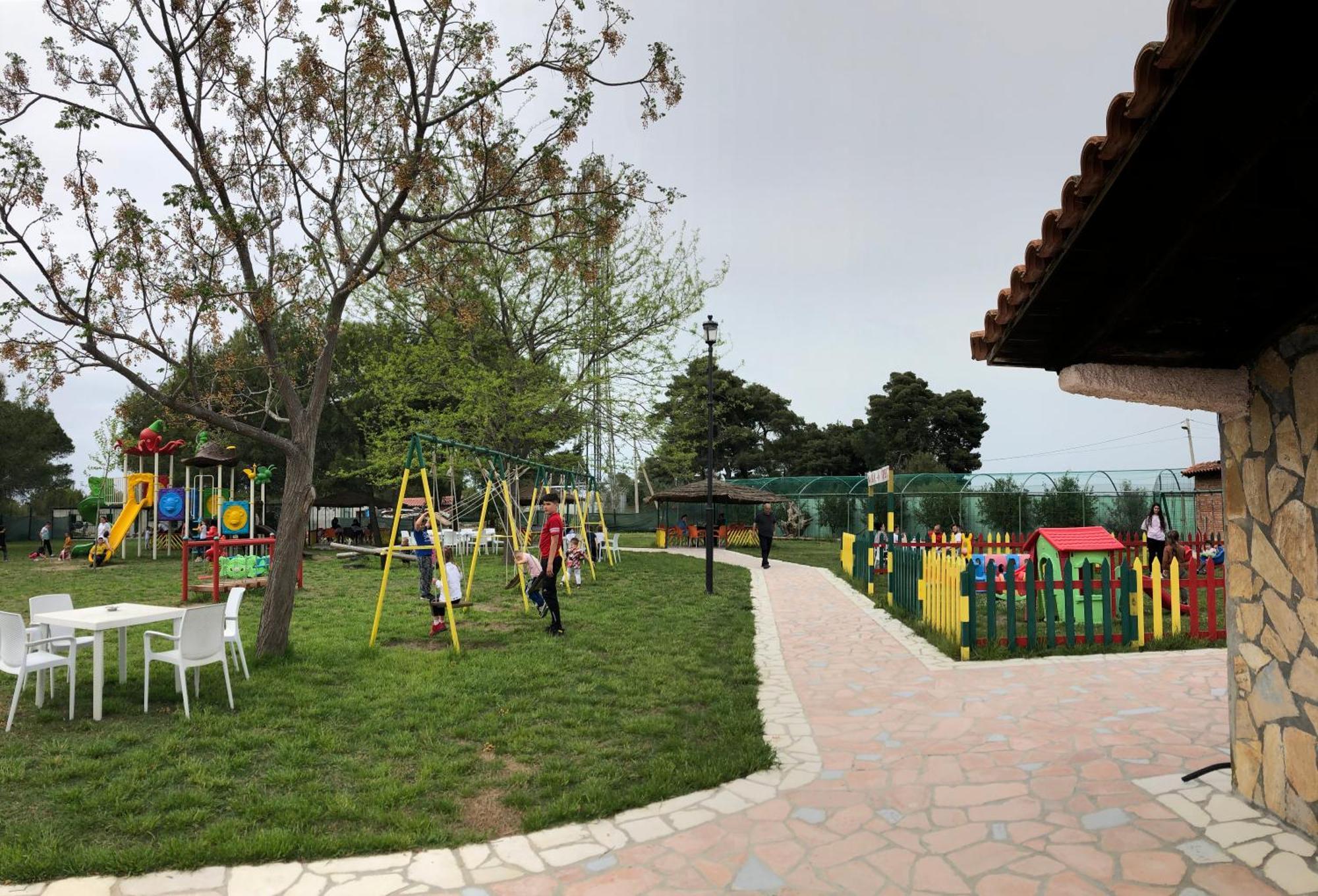 Agroturizem Eldi Hotel Fier Exterior foto