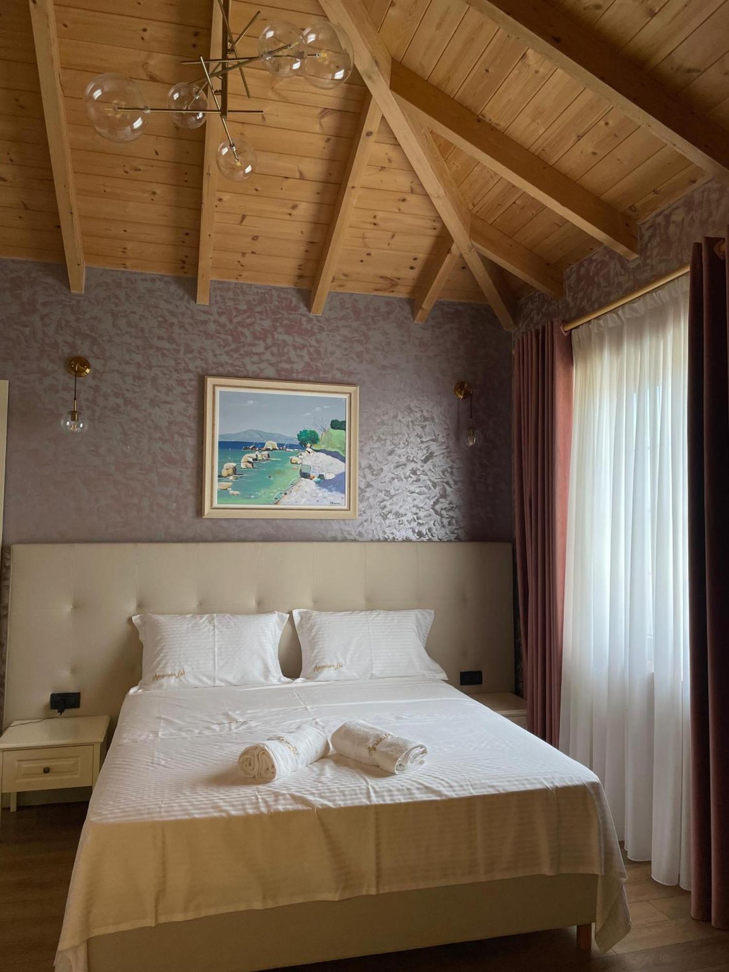 Agroturizem Eldi Hotel Fier Exterior foto