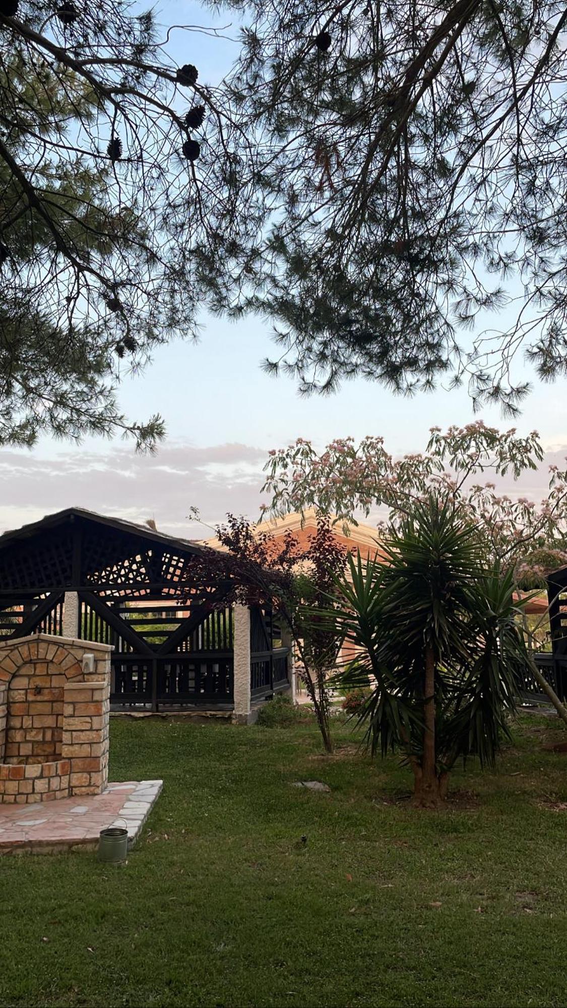 Agroturizem Eldi Hotel Fier Exterior foto